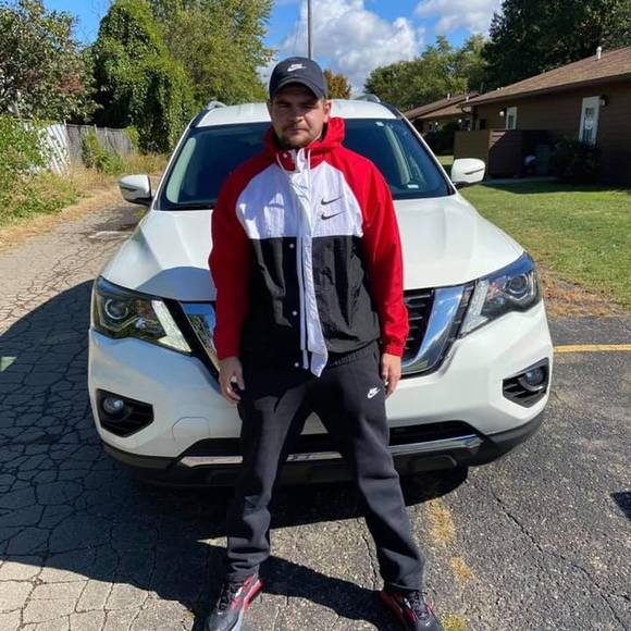 Meet your Posher, Roeshon - Picture 1 of 1